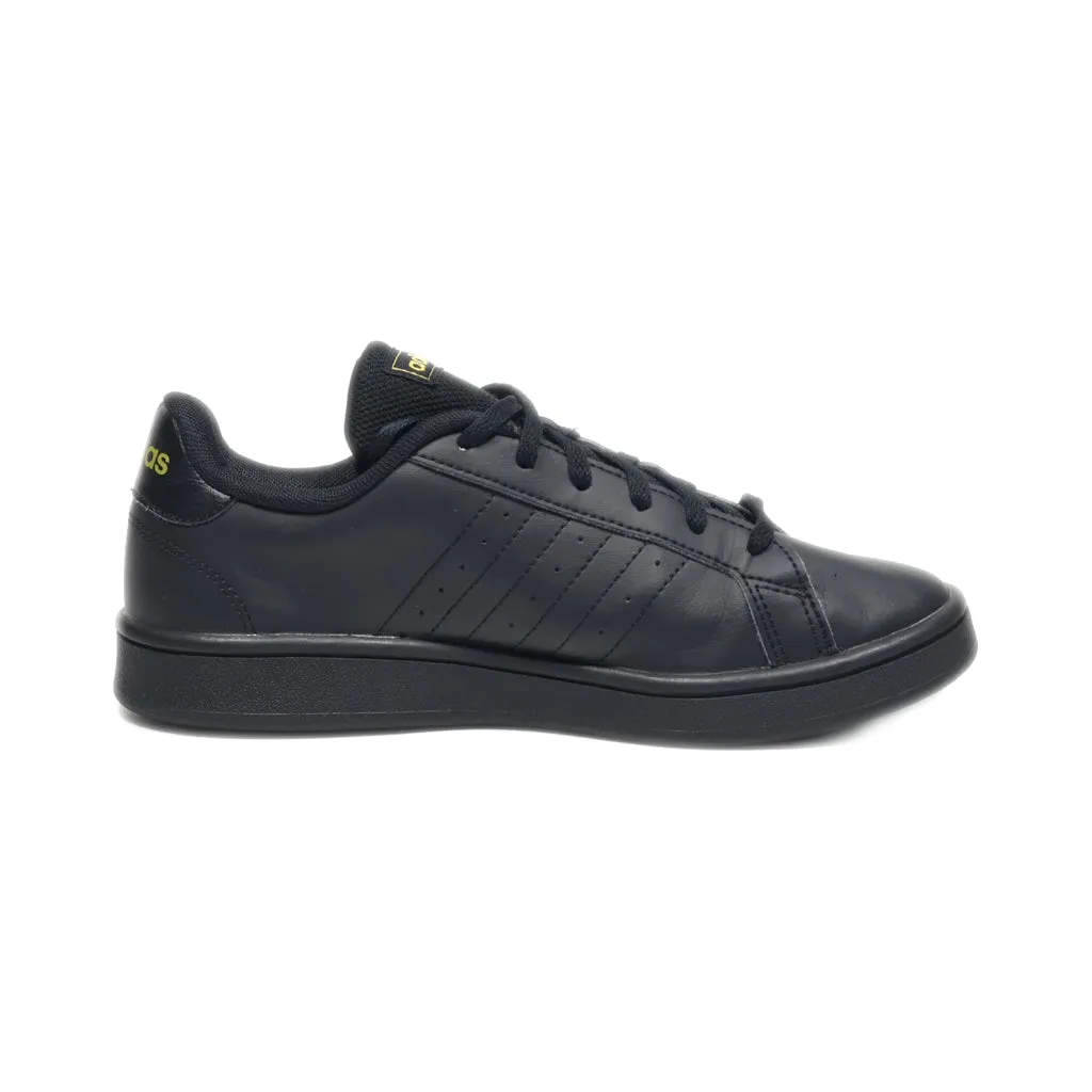 Adidas Stan Smith Low-Top Sneakers Pu Leather Black Colour For Women