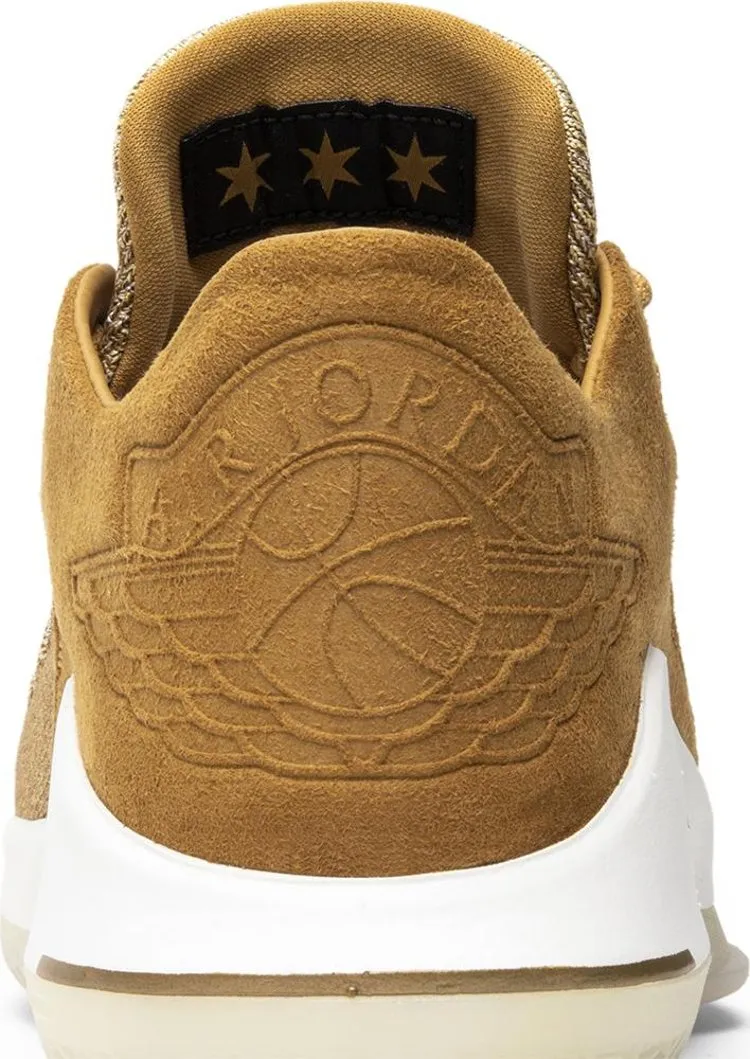 Air Jordan 32 Low Golden Harvest sneakers, brown