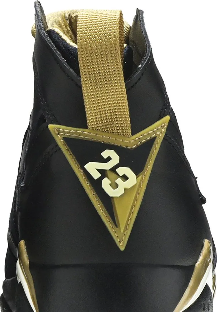 Air Jordan 7 Retro Golden Moments Sneakers, Black