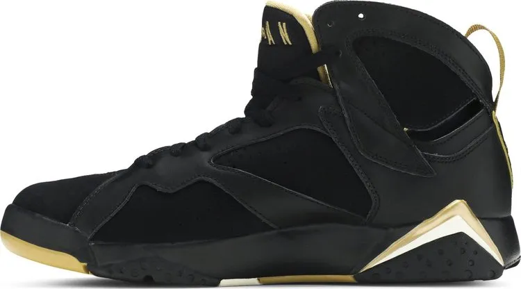 Air Jordan 7 Retro Golden Moments Sneakers, Black