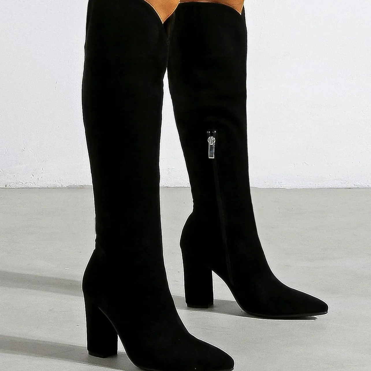 Chunky Heeled Suede Tall Tube