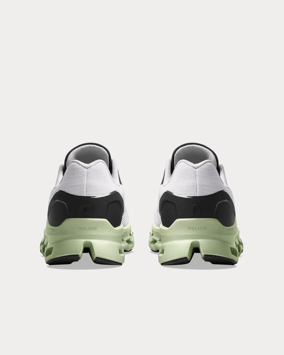 Cloudstratus White / Black Running Shoes