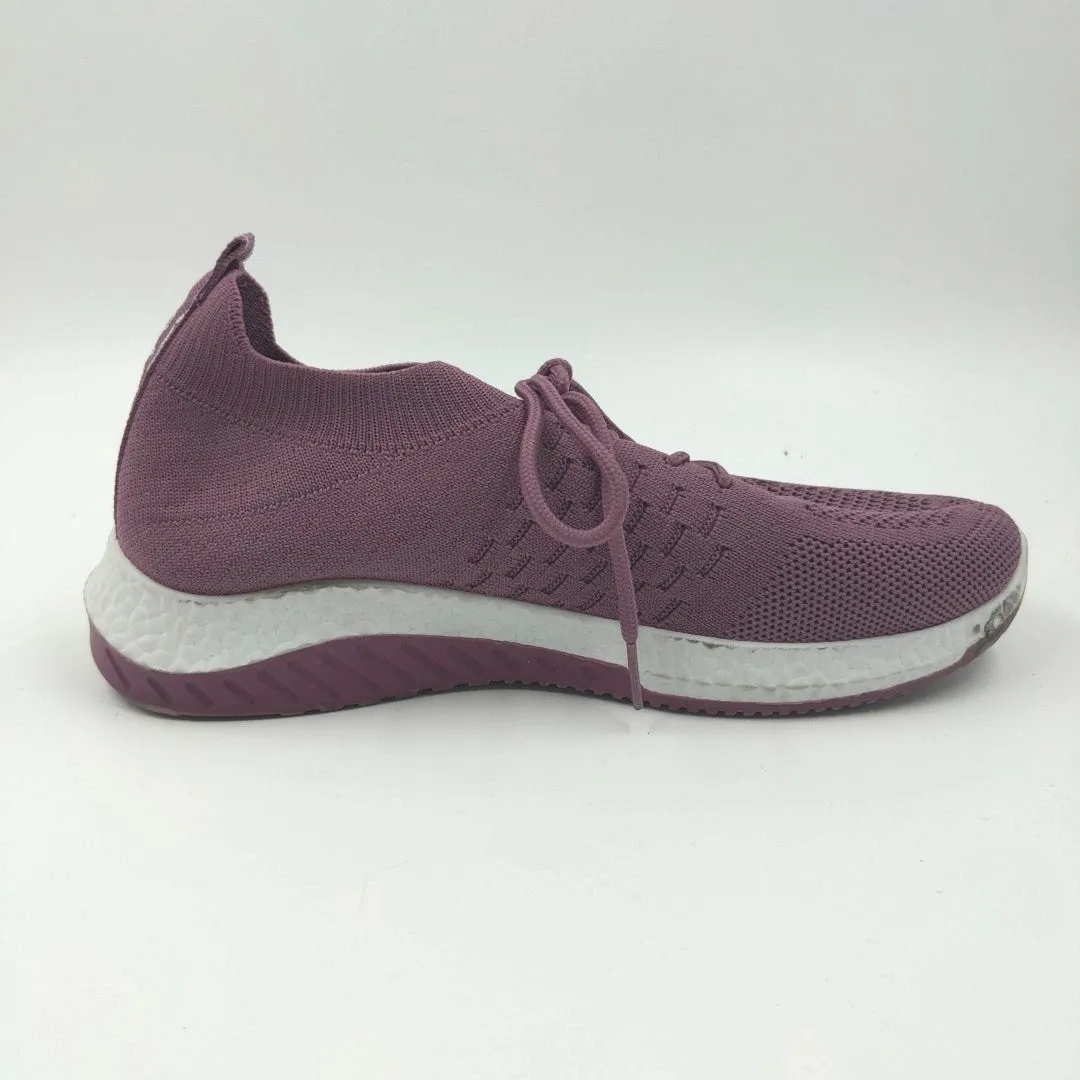 Danskin Women's Shoe Size 7.5 Magenta Solid Sneakers