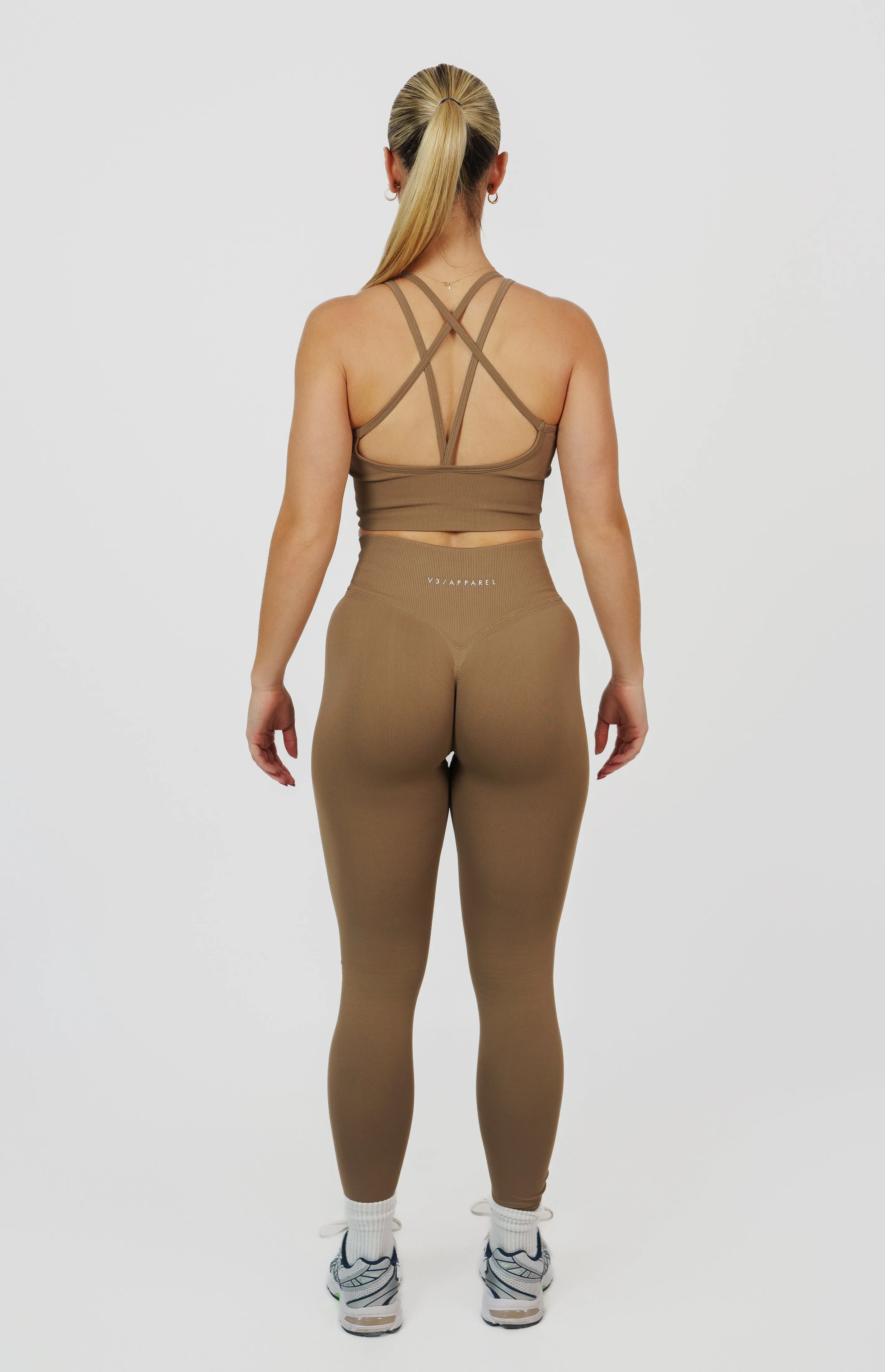 Form Seamless Scrunch Leggings & Sports Bra Set - Cocoa Beige