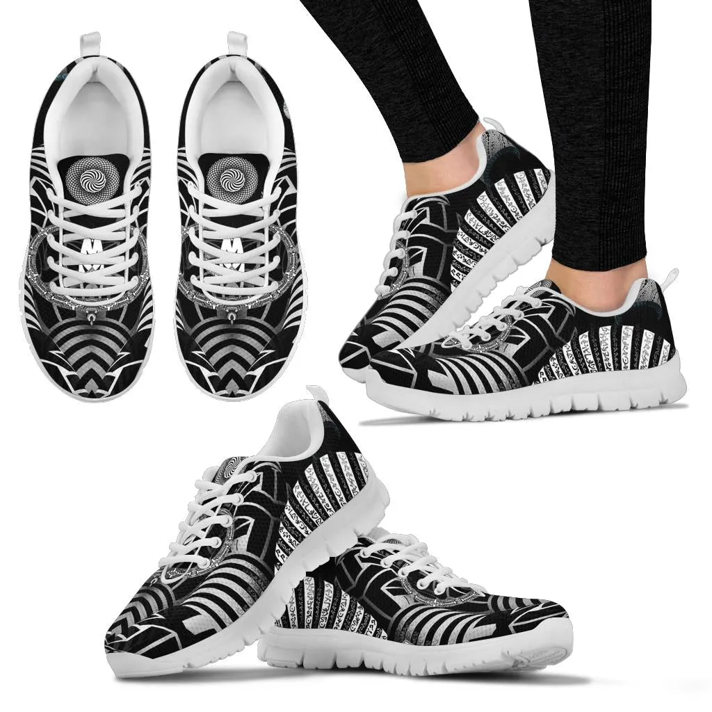 Hypnotica Sneakers