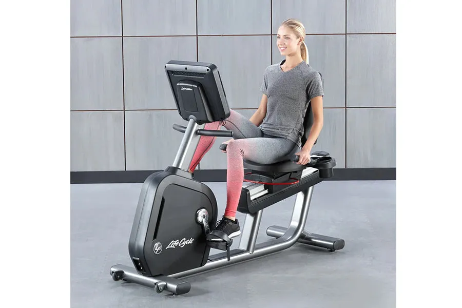 Life Fitness Club Series   (Plus) Recumbent Lifecycle Bike (DEMO)