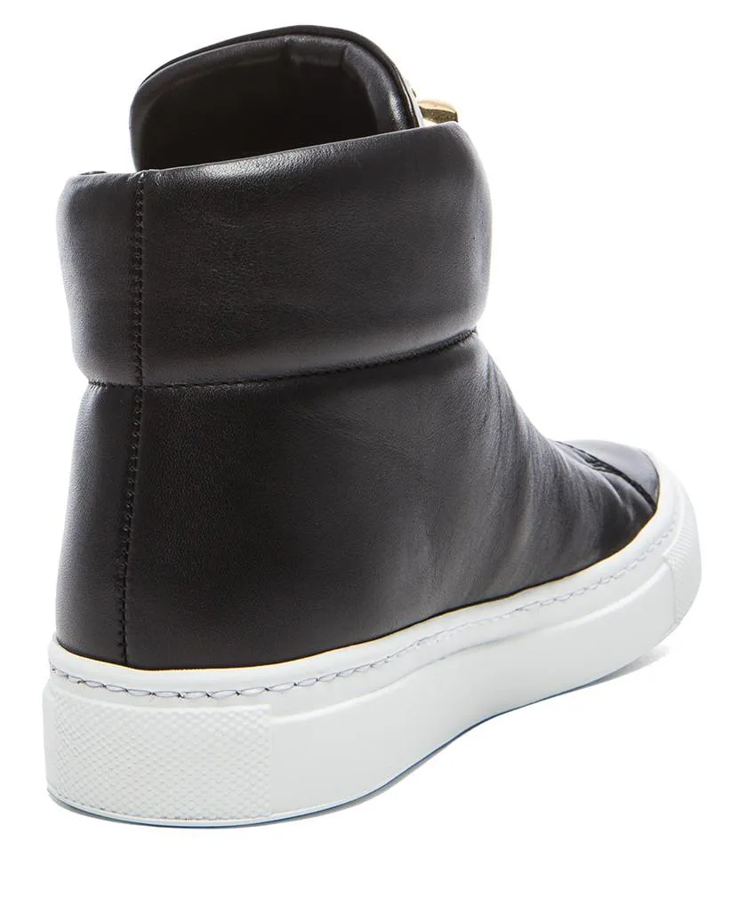 Medusa-Head Laceless Hi-Top Leather Sneakers in Black