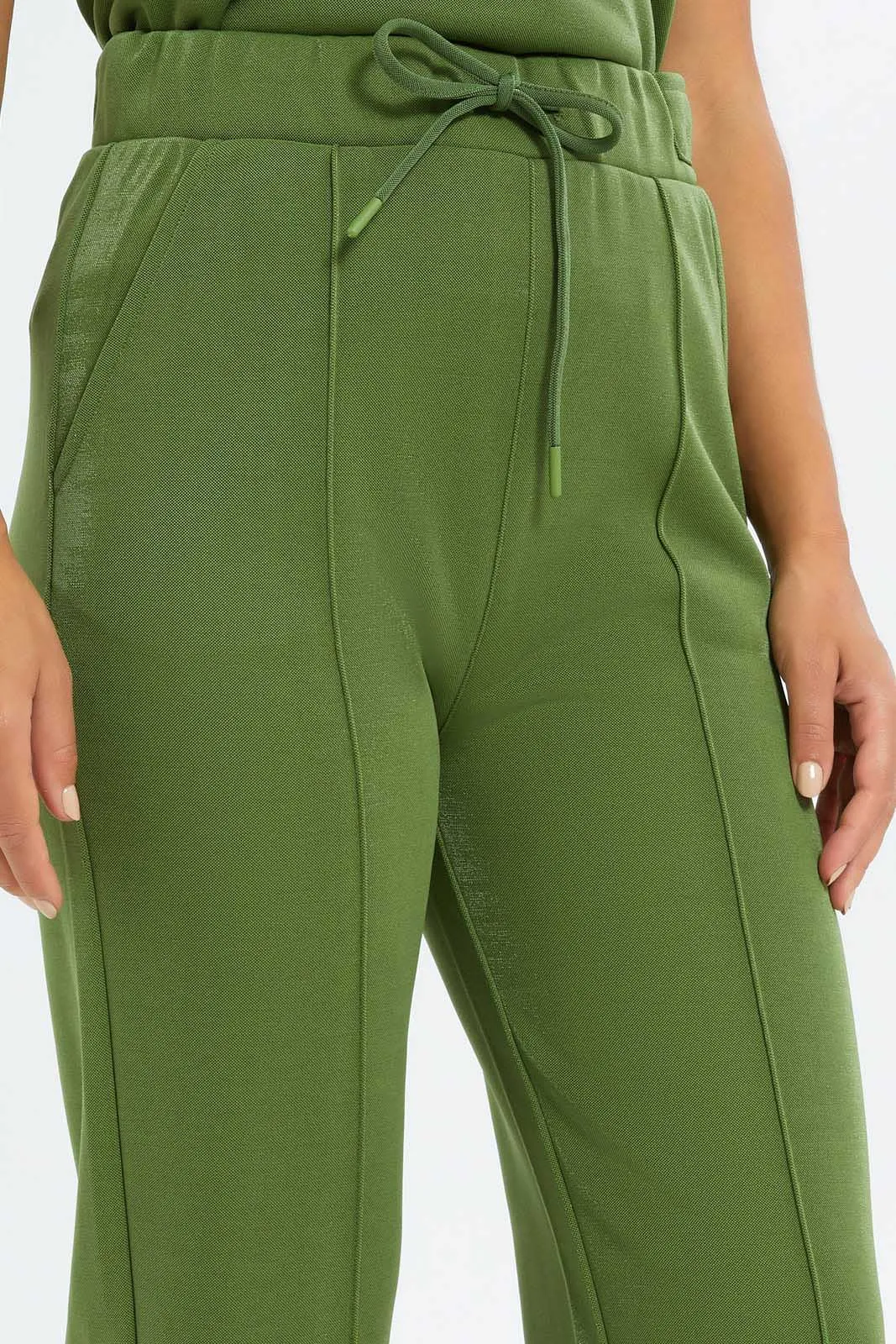 Women Green Straight Leg Active Pant